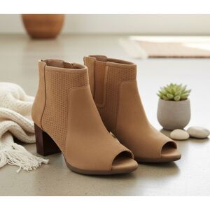 Bella Vita Ankle Boots NWOB Lex Peep Open Toe Brown Suede Leather Womens 8.5